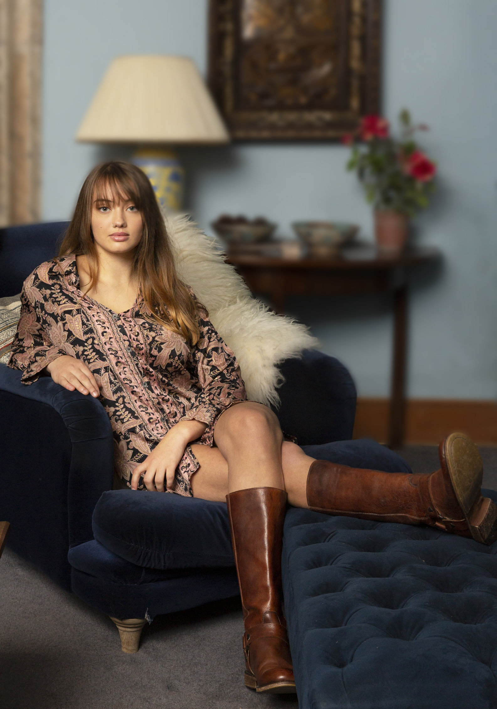 Loose button shirt in Black Lily with Gold