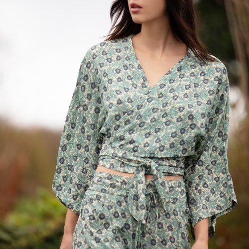 Crossover Tie Top