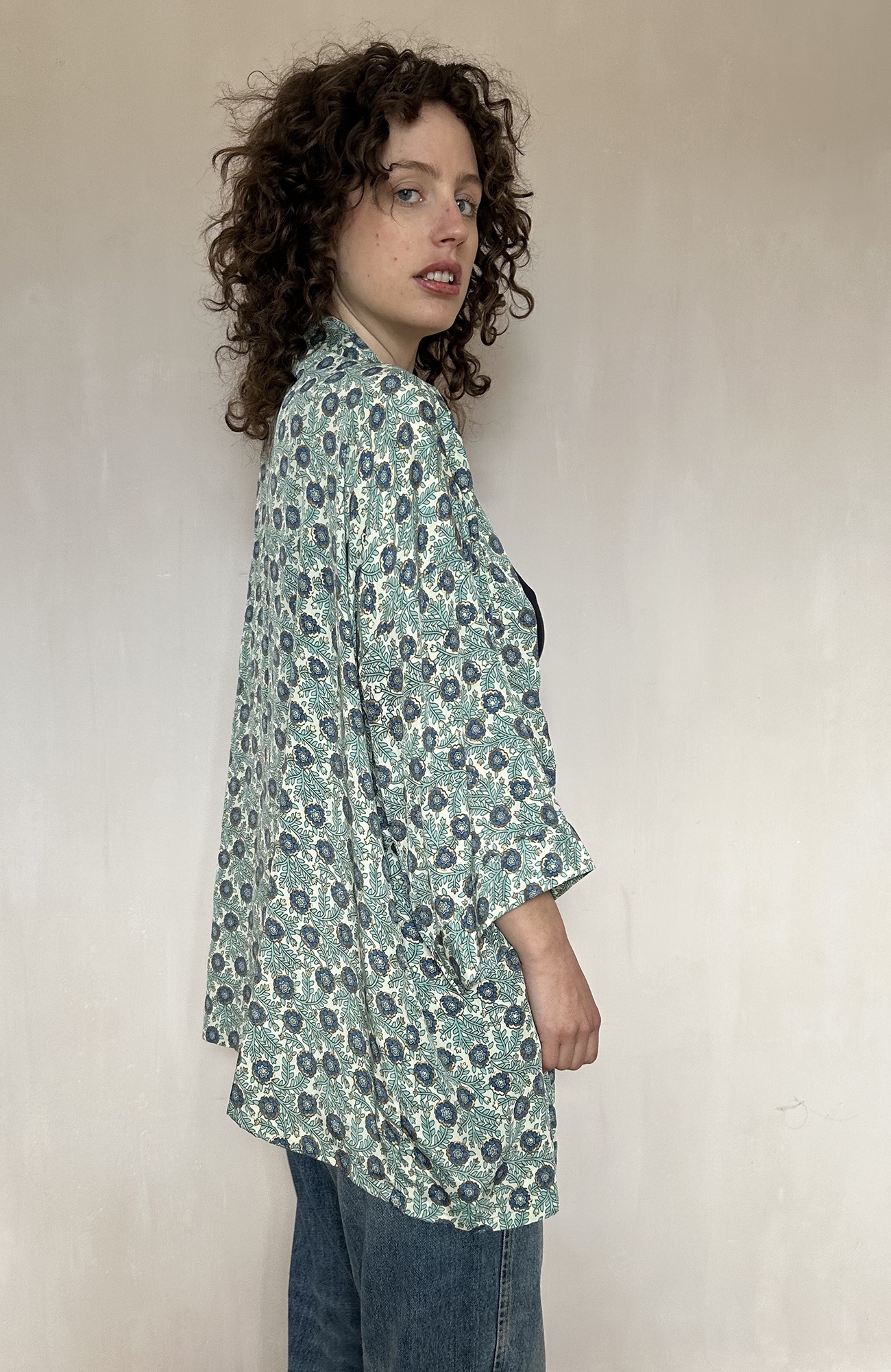 Short Kimono Jacket Blue Cream Gold 2